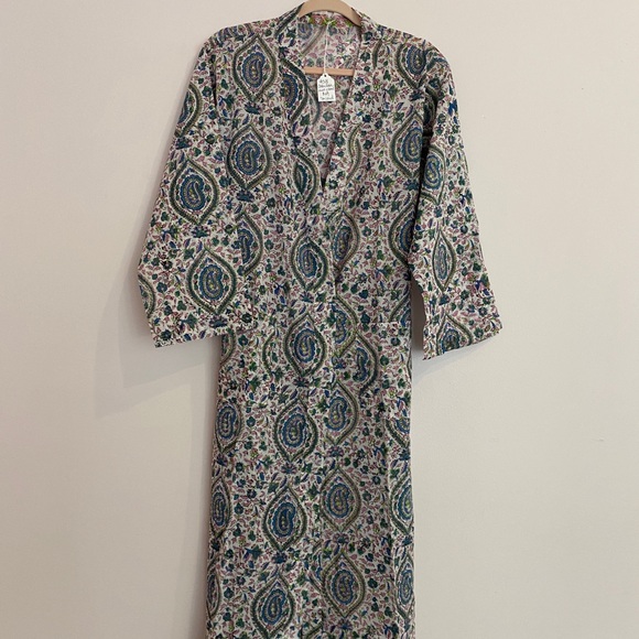 India Cotton Hand Blocked/Painted Robe - Picture 5 of 7